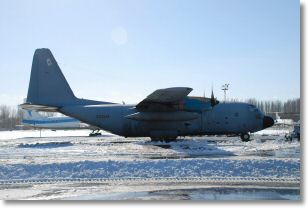 Hercules C-130 EdA-Manas-23fev2008-DSC_0026.jpg
